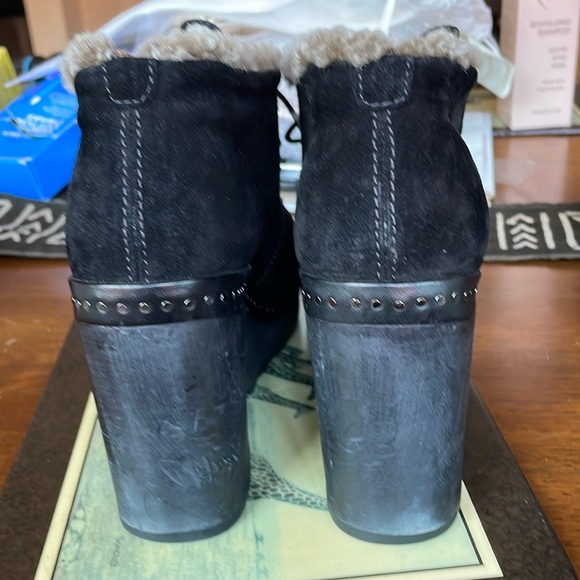 Gorgeous Rag &Bone Booties - Picture 3 of 6